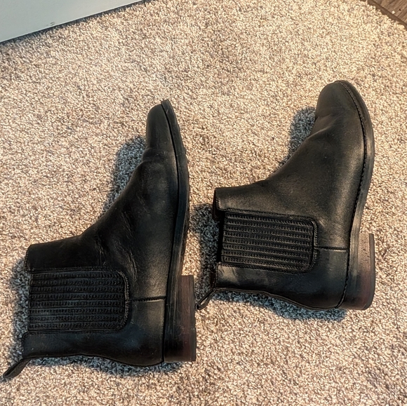 Thursday's Black Leather Women's Everyday Dreamer Chelsea Boots 10.5 - Picture 7 of 11